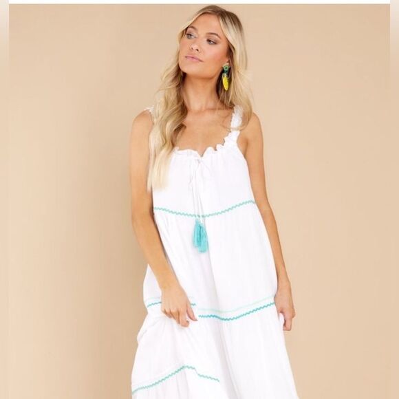 AMERICA AND BEYOND The Ava Tiered Maxi Dress - Picture 1 of 10